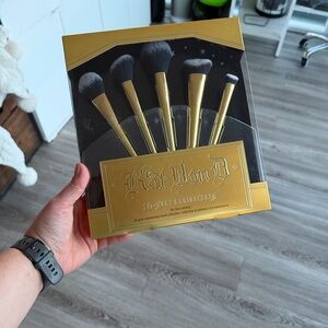 Kat Von D 10 year anniversary brush set